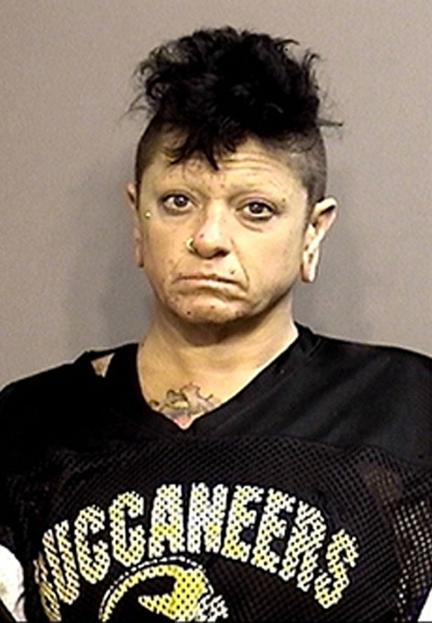 美国女子欲与男子发生关系遭拒后，坐其脸上致其呼吸不畅遭逮捕