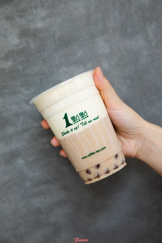 强烈推荐网红饮品打卡,头顶40度高温