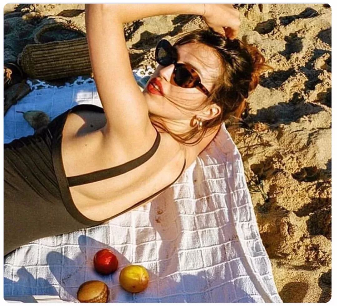 【小红盾】知性女人|真相了！为什么有钱人的妻子普遍相貌平平？