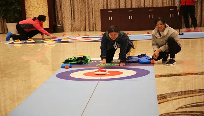 团建心理活动游戏大全,团建100个趣味游戏视频