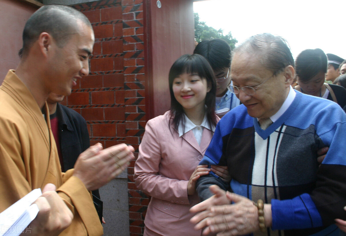 六神磊磊读金庸查传倜新书发布会,六神磊磊最喜欢金庸哪部作品