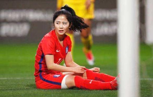 亚洲足球强势崛起,亚洲足球再次掀翻世界冠军