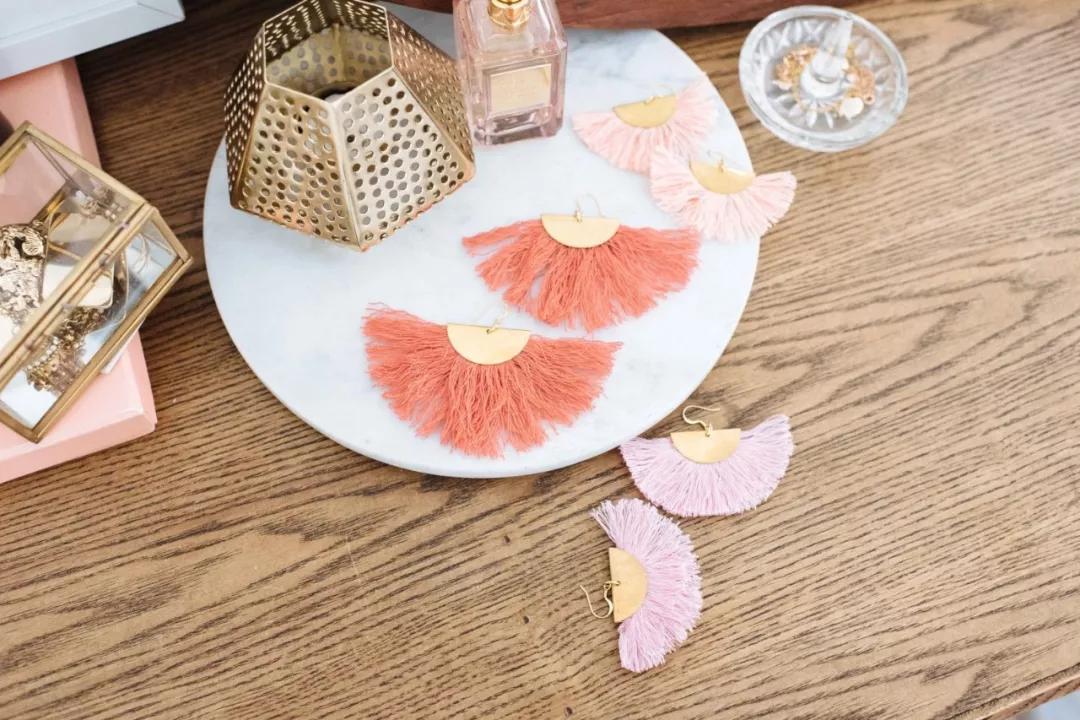 毛线手工家里装饰品,家里毛线很多可以用来干什么