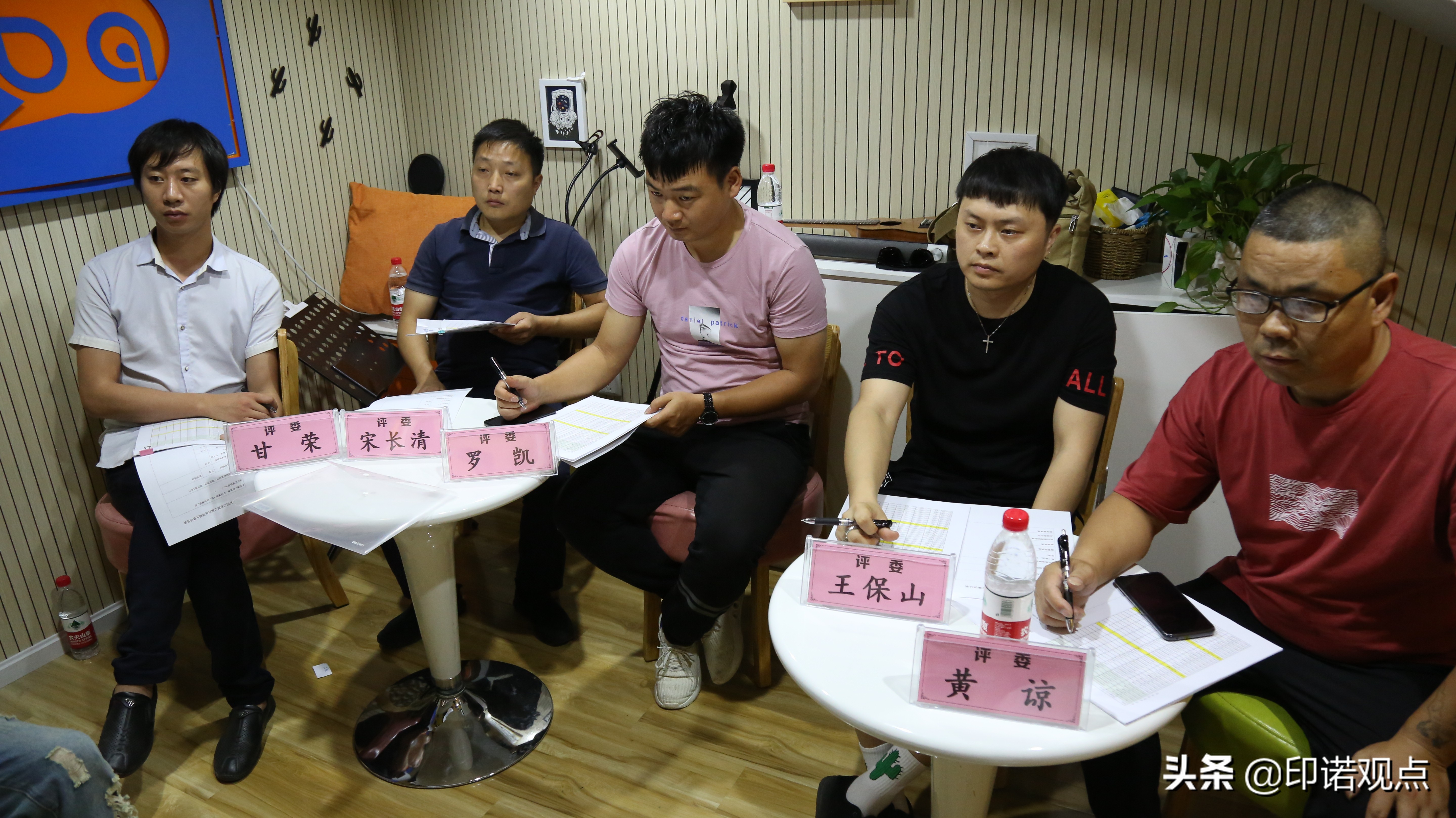 Tommy杯四川省第二届吉他弹唱大赛初赛进入评审阶段