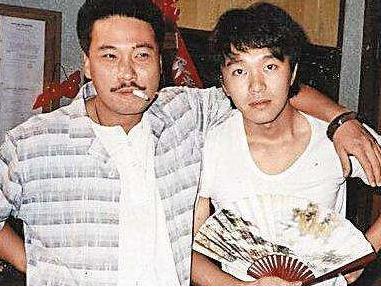 周星驰功夫吊威亚,周星驰吊威亚的镜头