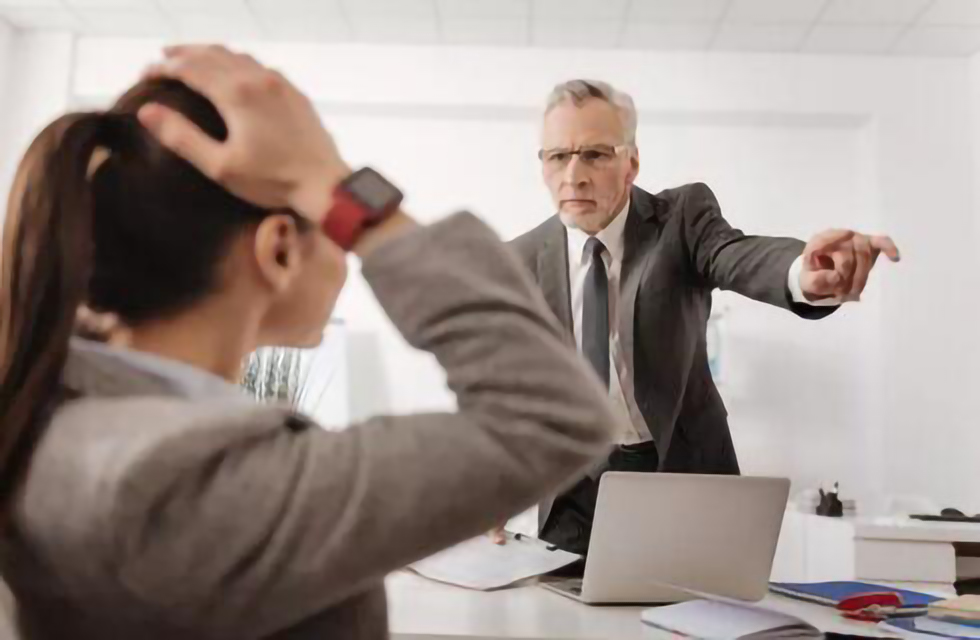 早退旷工会被解雇吗,旷工达到几天公司可以不赔偿