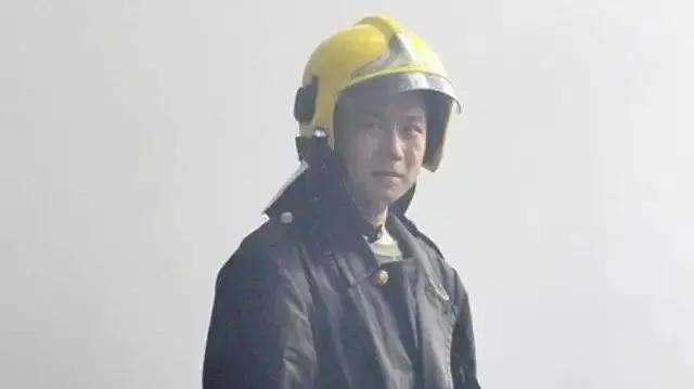 近20年感动中国十大人物颁奖词,2020感动中国十大人物事迹汇总