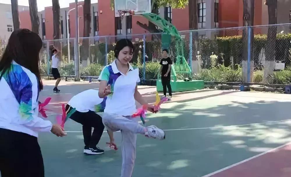 女人一般在多少岁绝经算正常的,女人一般多少岁绝经才算正常