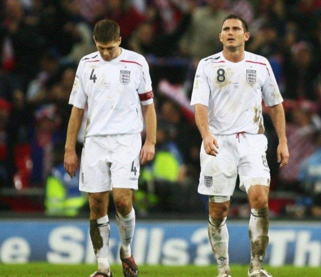 回顾06年世界杯的决赛,英格兰双德阵型