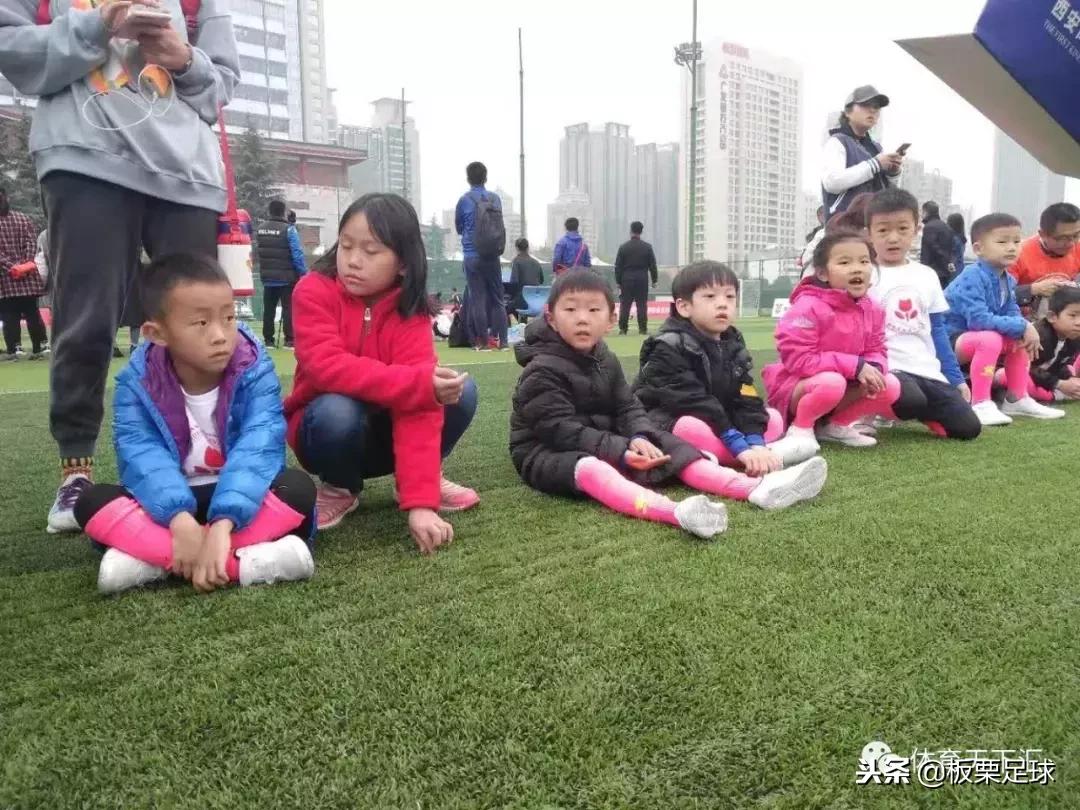 当球童看到c罗,当球童的一天