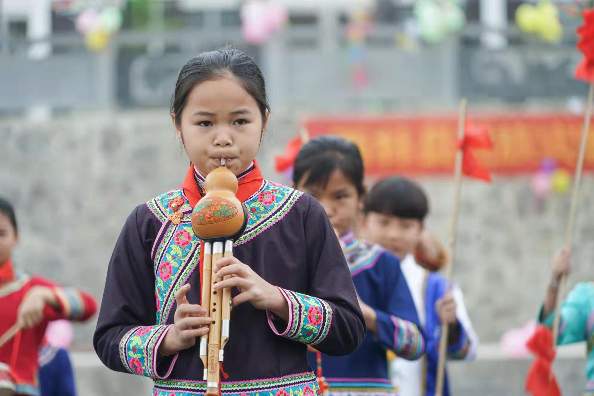 实验小学党建引领教育教学等工作,党建引领小学特色发展