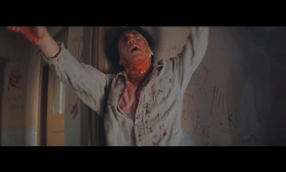 1995年成龙不要命的一跳，拿下8230万票房，让好莱坞也竖起大拇指