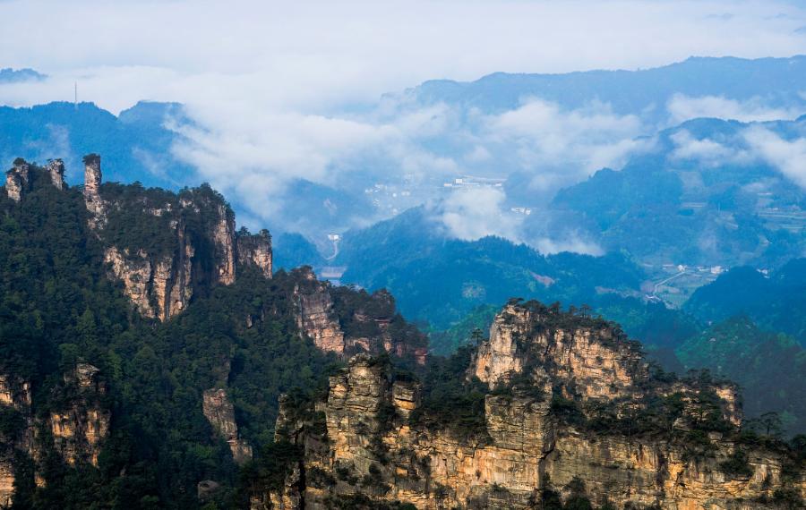 湖南第一家国家石漠公园,中国第一个国家森林公园张家界