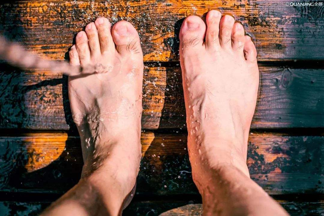 脚气反反复复怎么根治,脚气奇痒难忍咋办呢有啥好方子吗