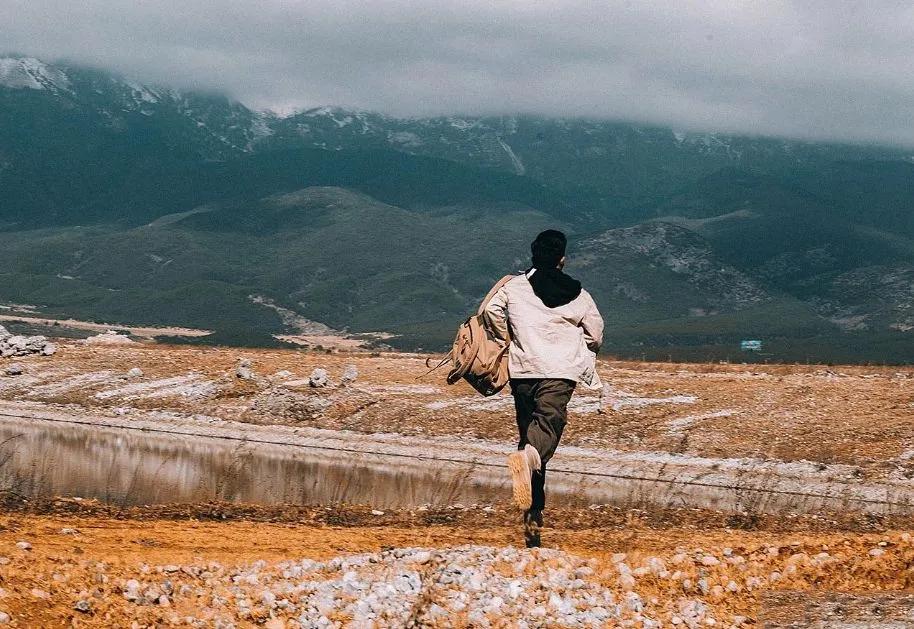 五一出游人数和消费总额,五一出游人数