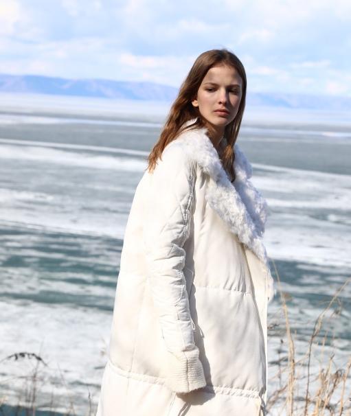 不同地方穿不同的衣服,不同的地方一样的温度