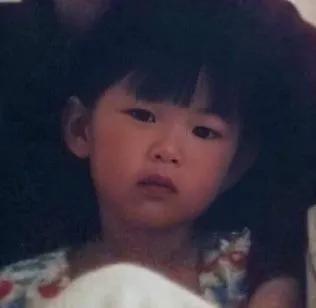 blackpink的朴彩英rosie,blackpink朴彩英澳洲玫瑰歌名