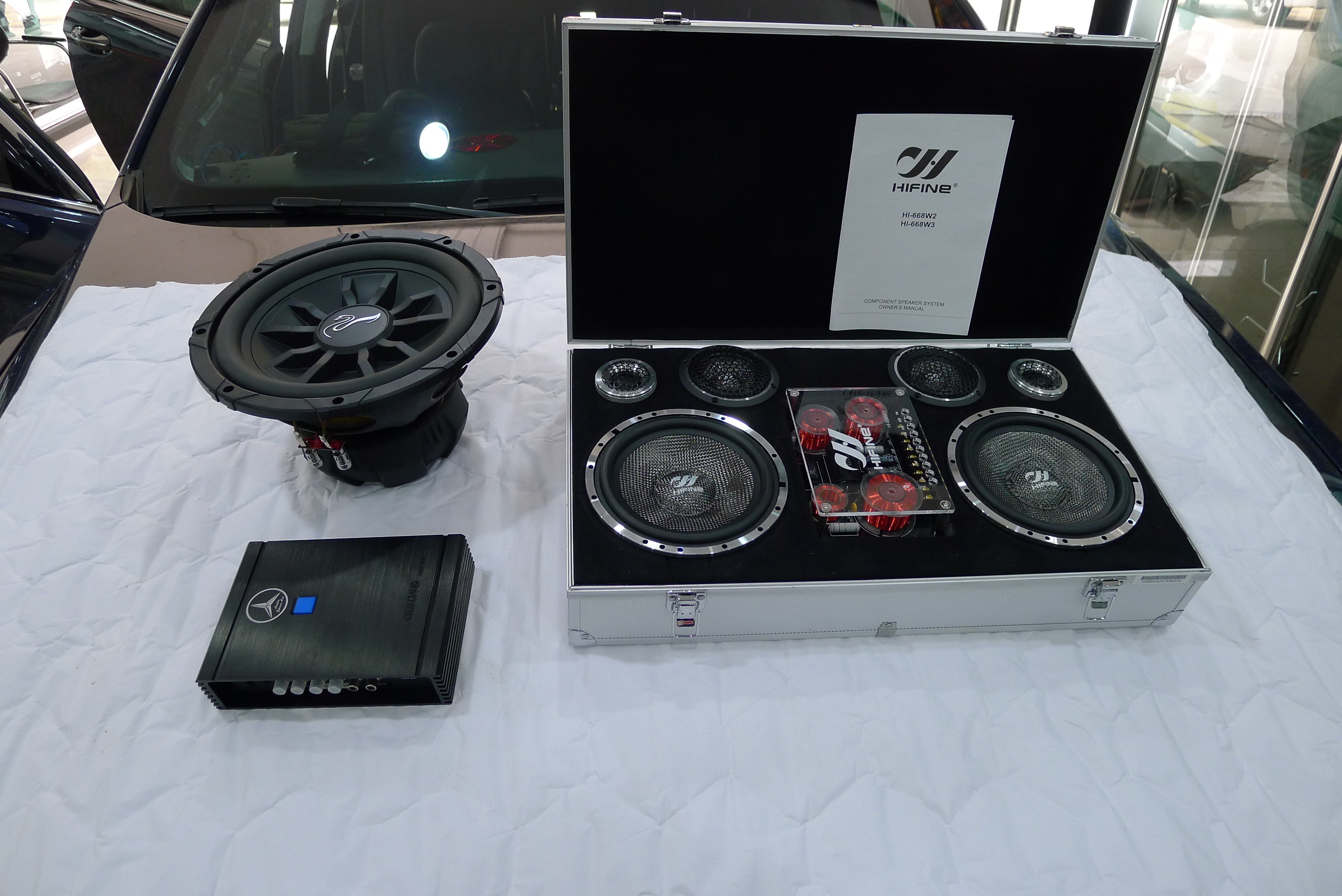 好音效后期造！昆明福特金牛座升级全车音响系统昆明静丰出品