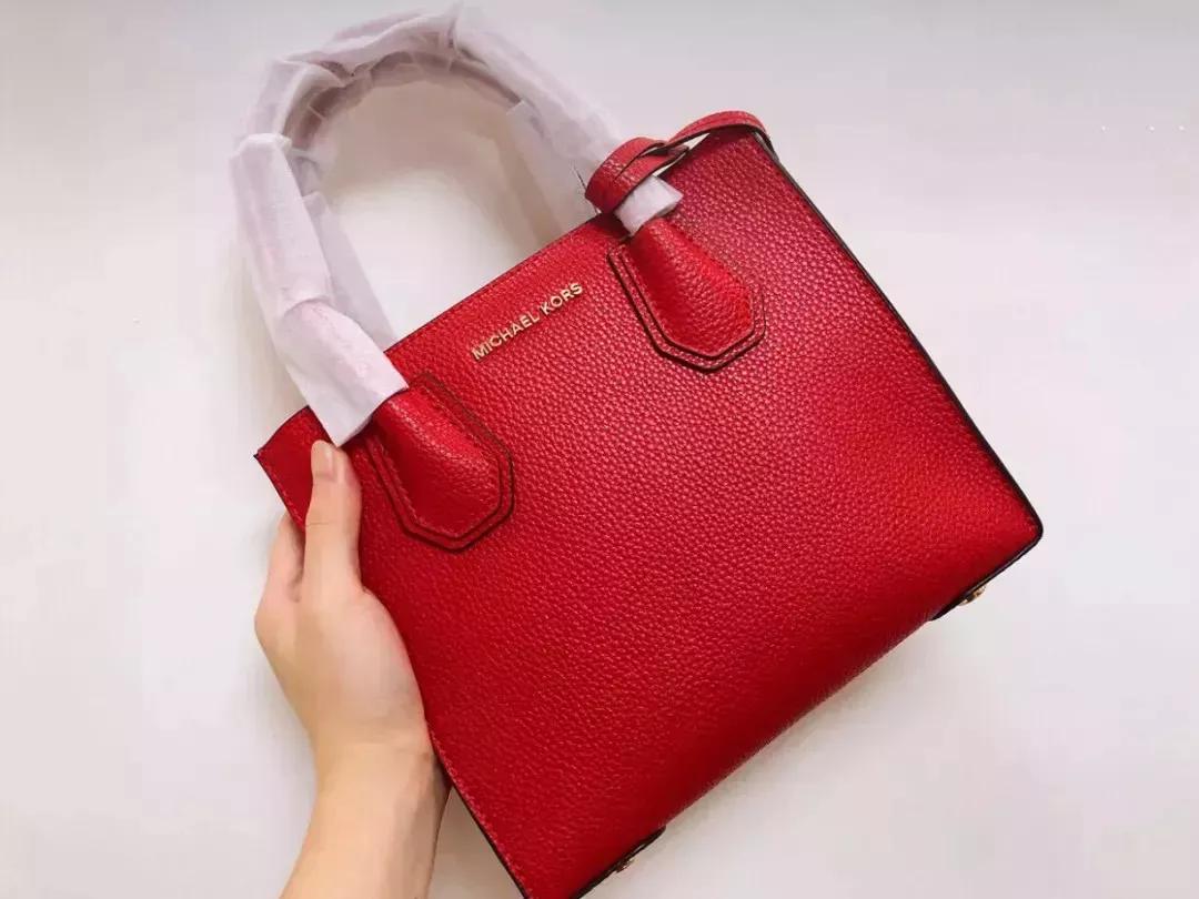 结婚婚包里面要装什么物品,结婚婚包可以是粉色的吗