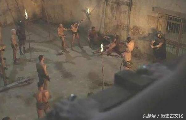 欧洲人发明的十大残忍酷刑,残忍至极的欧洲20大酷刑