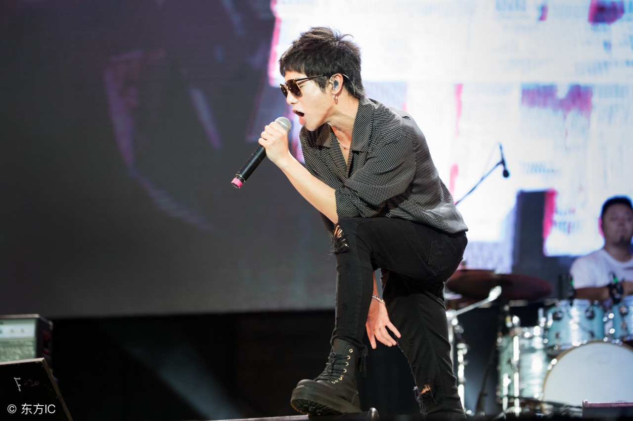 用颤音唱歌怎么唱,歌唱中颤音怎么弄