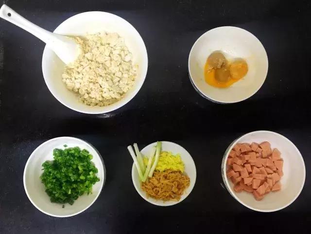 比海绵宝宝都大的蟹堡,制作海绵宝宝的美味蟹堡