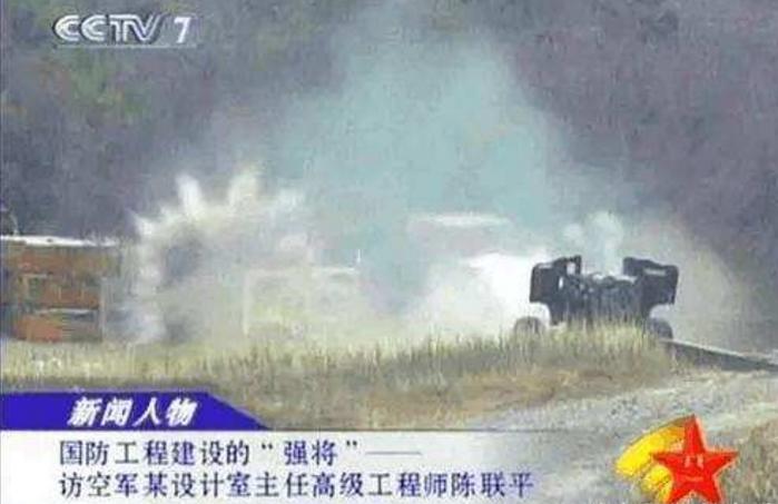 连“*弹炸**之祖”都打不穿的我军新型防护材料，外国想买没门