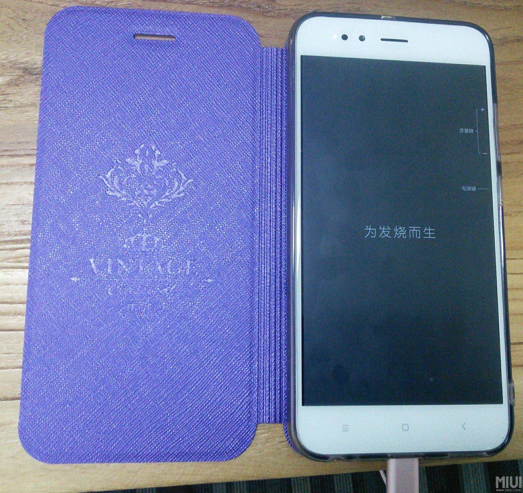 为什么手机膜不能完美贴好,手机出厂为什么不贴钢化膜