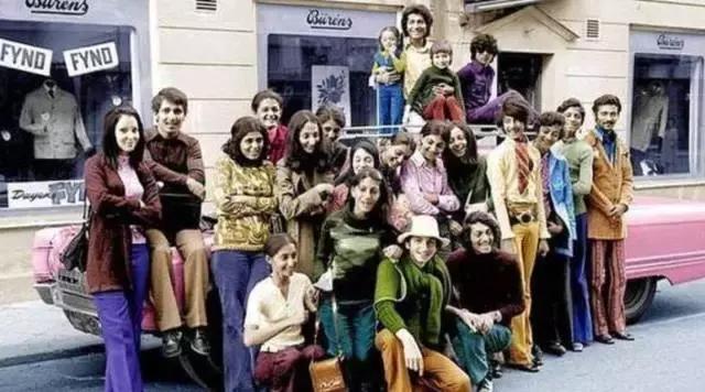 相信我，这一定是朋友圈里最珍贵的照片！