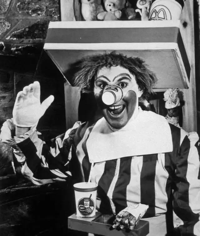 相信我，这一定是朋友圈里最珍贵的照片！