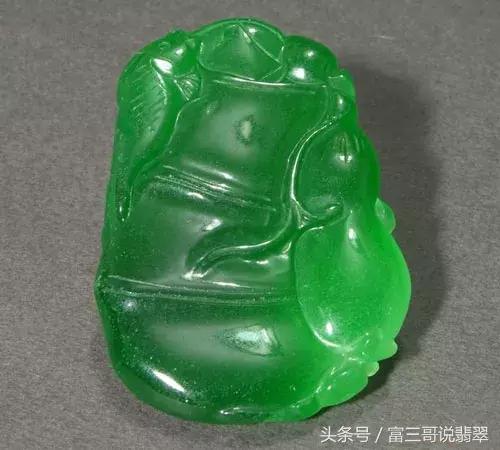 315打假必看：肉眼鉴定翡翠有妙招，看完再也不当冤大头