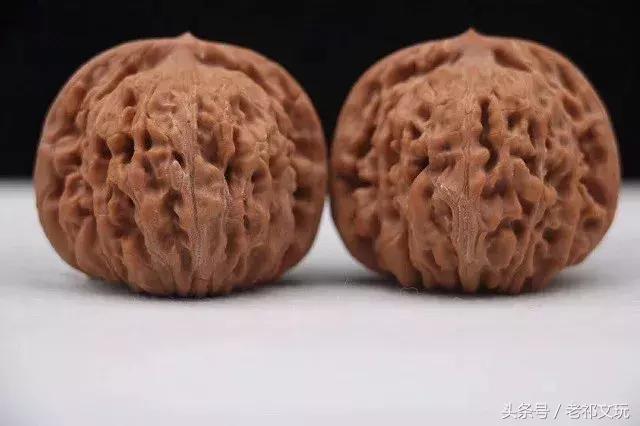 文玩核桃盘黑了有什么补救方法吗,文玩核桃不盘的时候要放袋子里吗