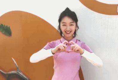 易烊千玺mj舞蹈对比张艺兴,千玺张艺兴王嘉尔舞蹈