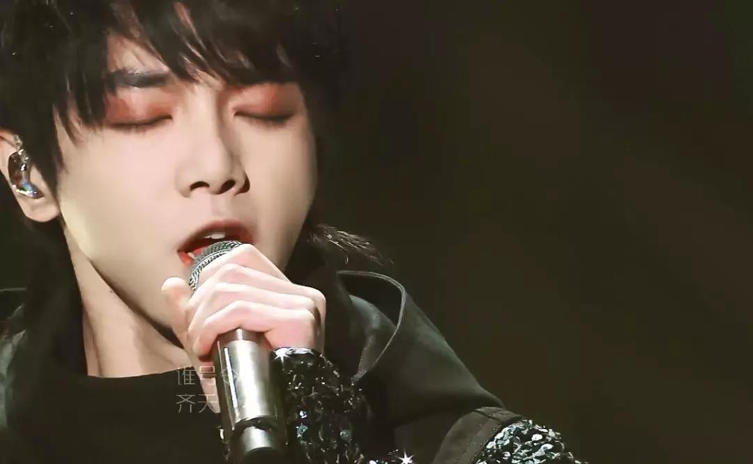 华晨宇美妆,学化妆眼影华晨宇