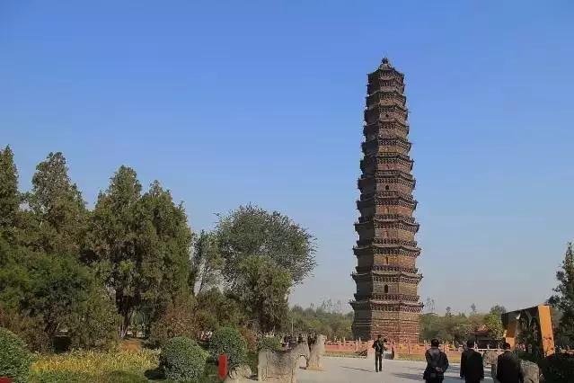 中国十大高佛塔,中国历史最悠久的藏式佛塔