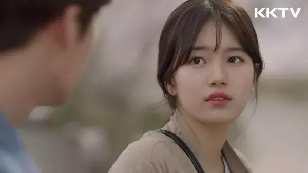 裴秀智和李栋旭谈过恋爱吗,裴秀智真的和李栋旭在一起了吗