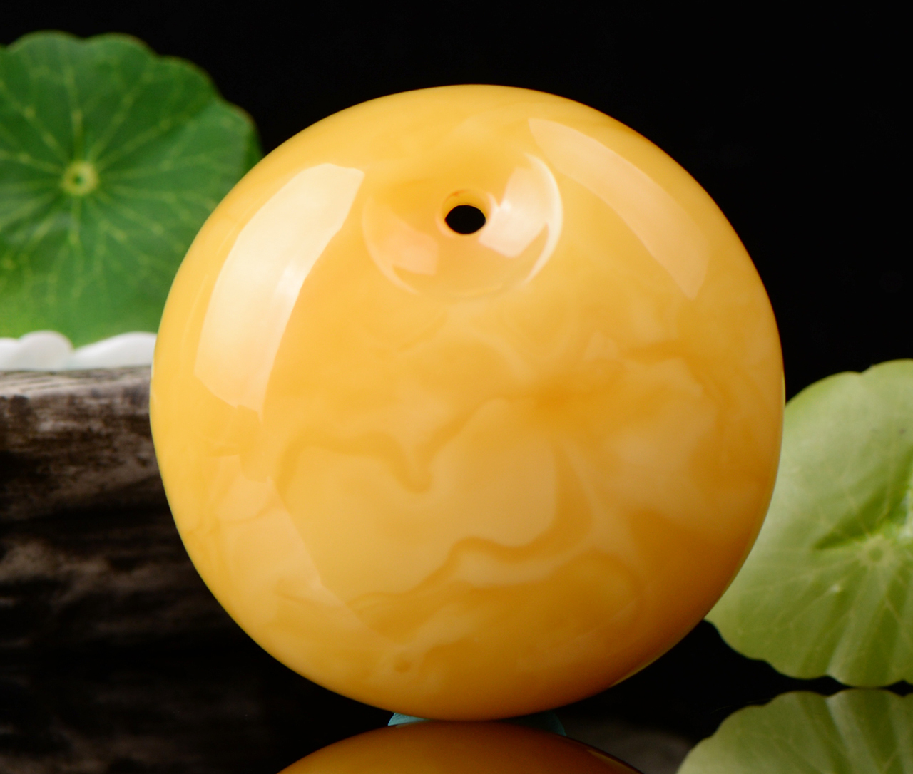 蜜蜡原石怎么养护,蜜蜡盘玩和养护的一些个人心得