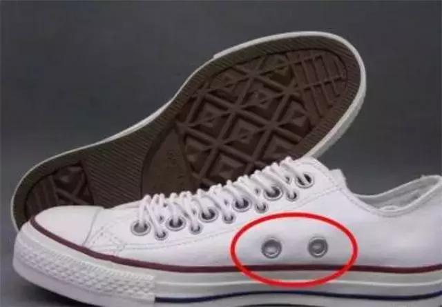 帆布鞋侧面的两个孔是干什么的,帆布鞋边上那两个洞有什么作用