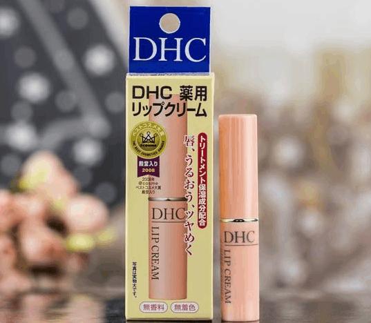 有没有一款补水不掉色的唇膏,有哪些护唇的唇膏