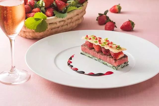 陈冠希吃的苹果,陈冠希吃的白草莓什么品种