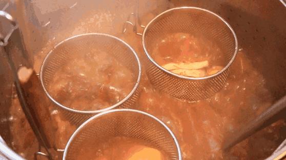 兰州这碗麻辣烫有“毒”，竟让人连汤都喝的不剩一滴！