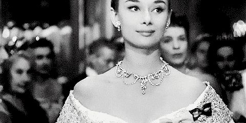 李小璐双眼皮褶,被美颜坑惨的明星