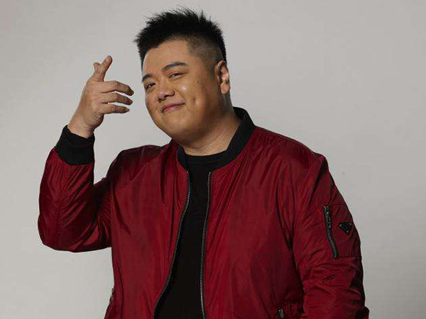 周星驰跟刘德华比谁火,周星驰跟刘德华谁比较火