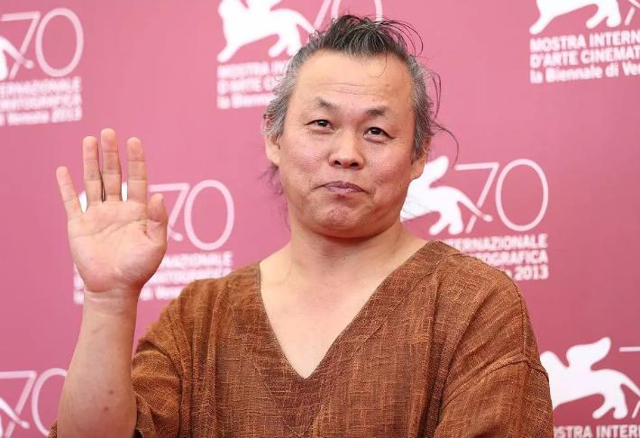 揭露娱乐圈丑闻真实案例,2011韩国揭露娱乐圈潜规则事件