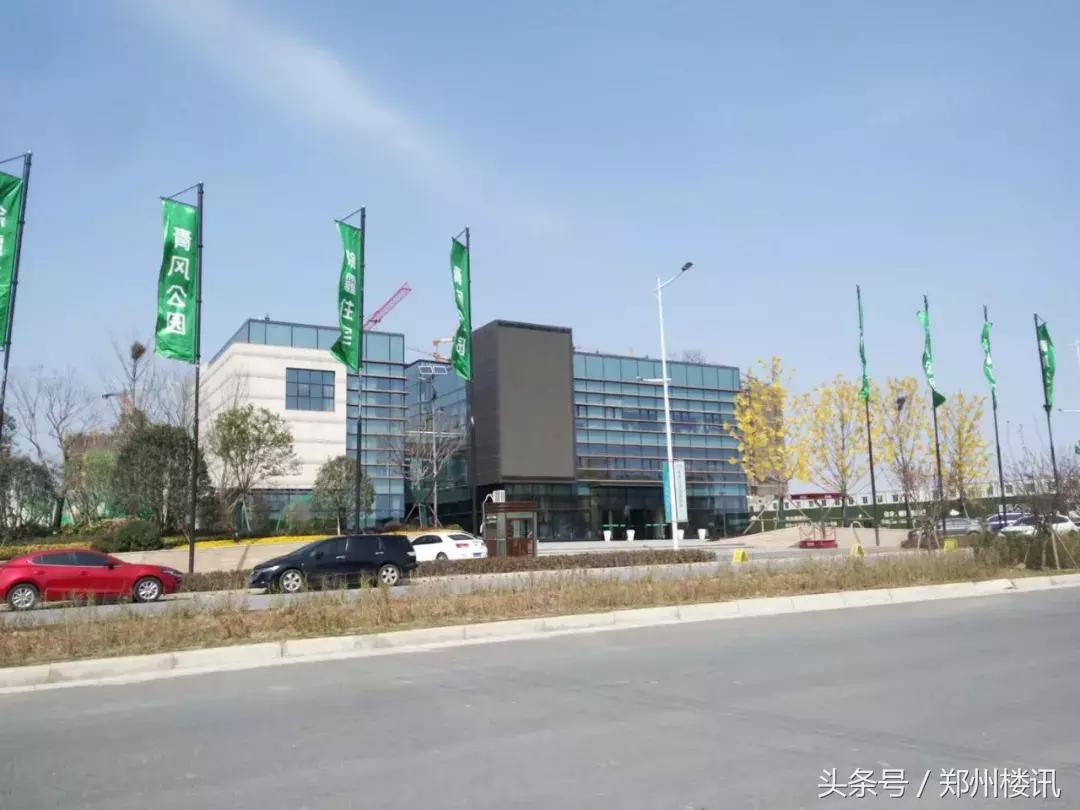 同一片区三个楼盘，三分天下，带你感受最纯粹的滨河国际新城！