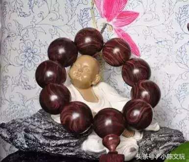 海南黄花梨紫油梨手串多少钱,黄花梨最顶级手串