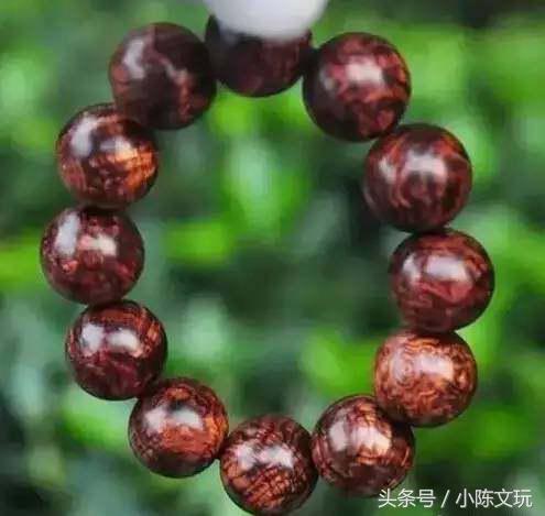 海南黄花梨紫油梨手串多少钱,黄花梨最顶级手串