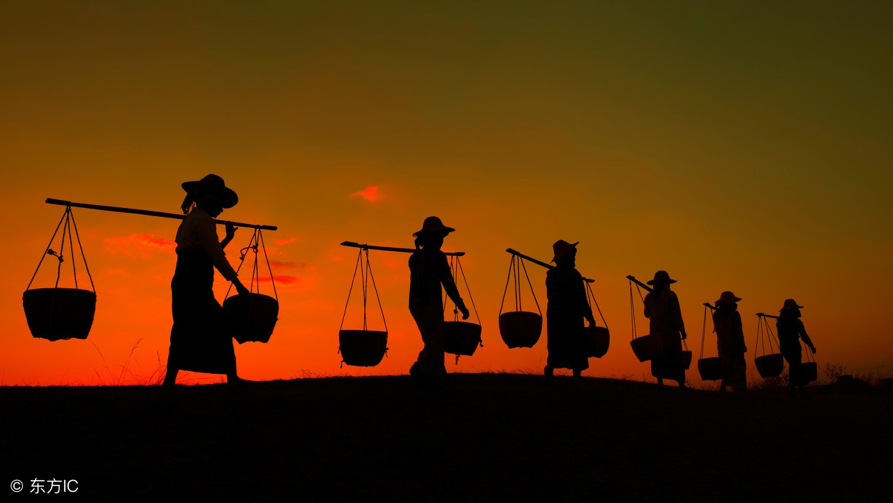 月入十万自媒体,自媒体月入十万