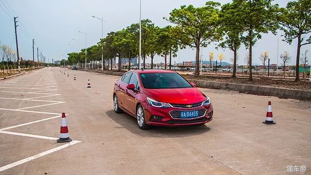 2023款科鲁兹顶配值不值得买,新款科鲁兹2023年的还值得买吗