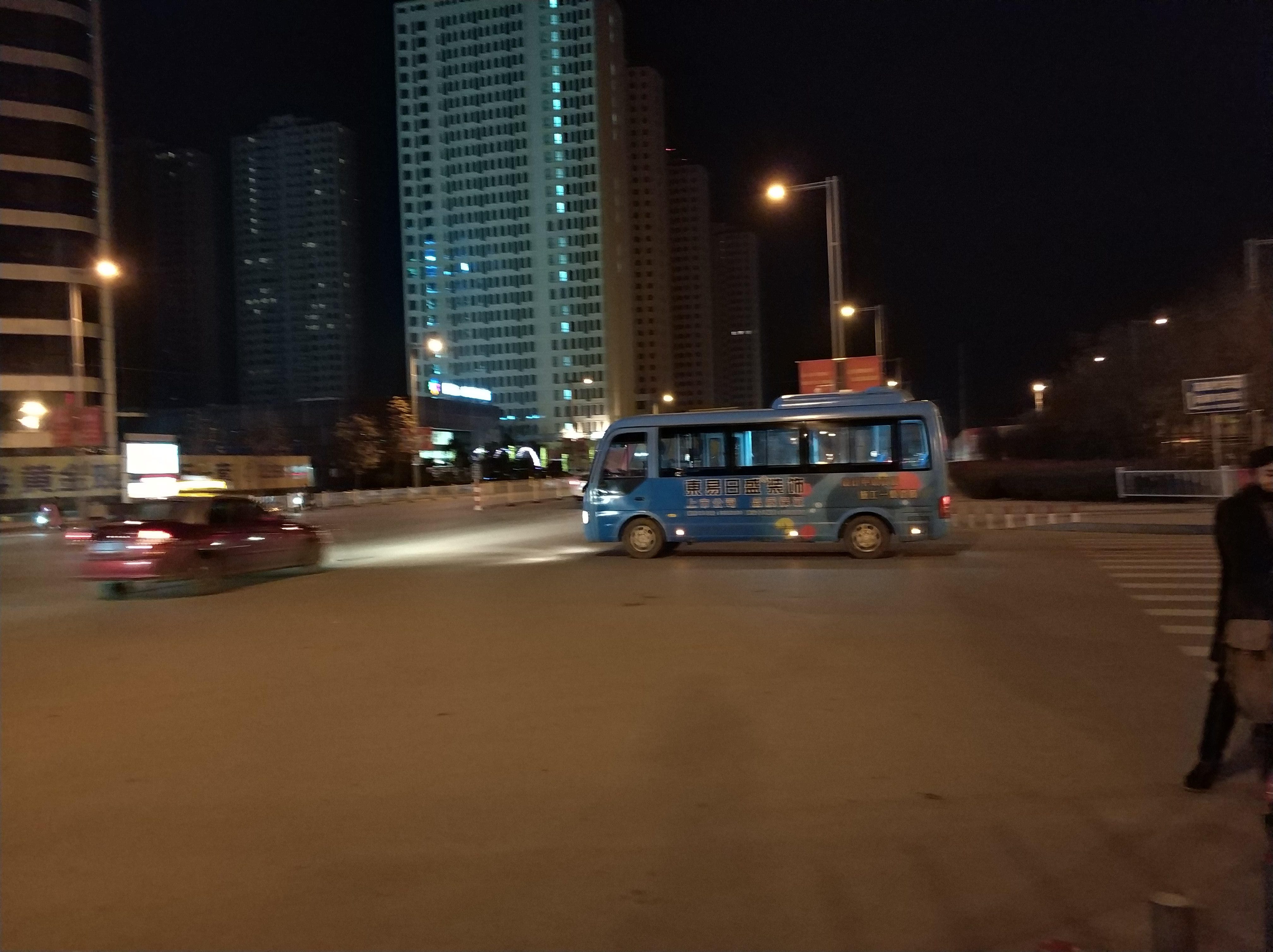 我们当时的高中同学现在怎么样了,文科班的男生到底有多苦